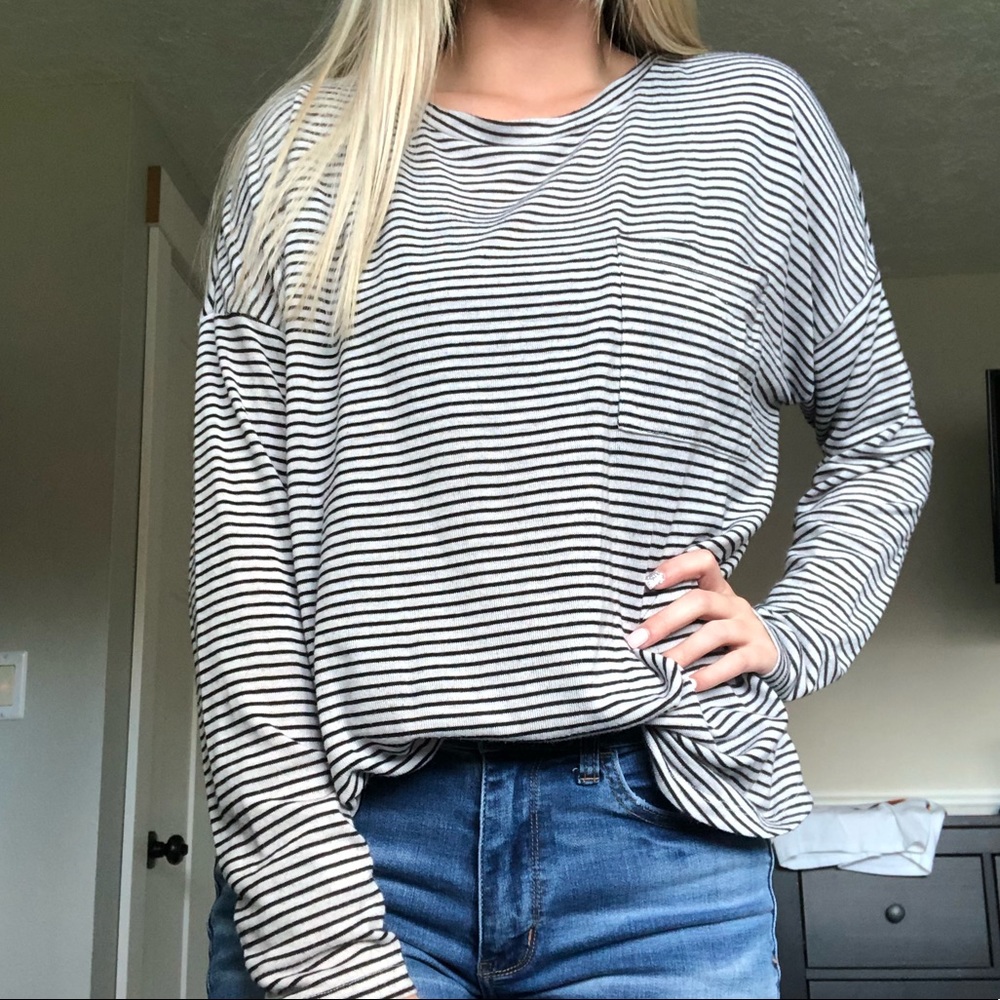 Striped longsleeve with pocket
